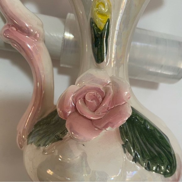 Vintage small irredentist pink pitcher vase 3D floral design - Picture 8 of 14
